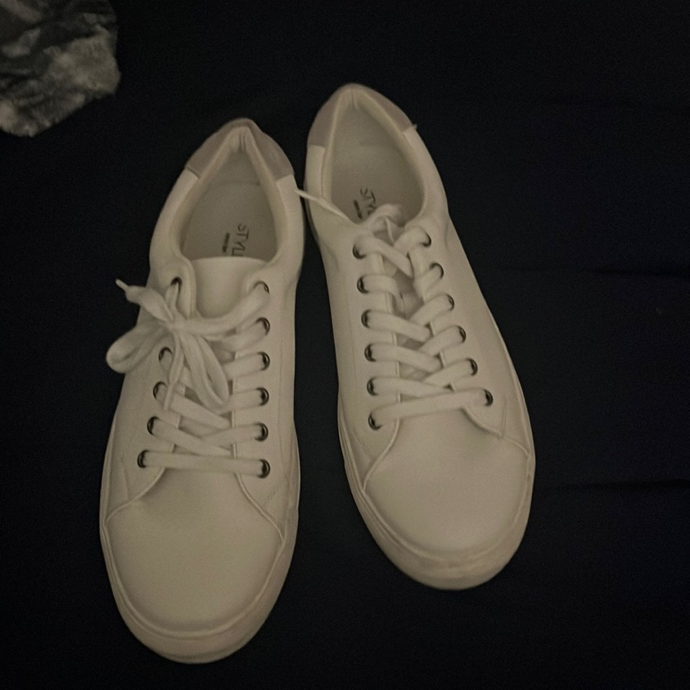 Stylus Men's Swell Faux Leather Sneakers White